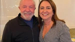 Kátia Abreu filia-se ao PT e assume missão de garantir palanque para Lula em 2026 no Tocantins