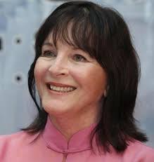 JULIA MORLEY OR PAULA SHUGART -WHO&#39;S THE BEST? - juliamorley