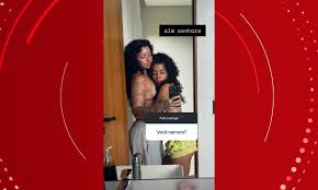 Filha de Xanddy e Carla Perez confirma novo namoro aos seguidores