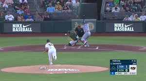 Okamoto hits 30th HR to propel Blue Jays in hunt for Wild Card spot