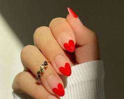 Image de French Manicure with Heart Tip