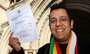 Simon Singh smiles outside the high court in London after winning his appeal earlier this month. Photograph: Fiona Hanson/PA - Simon-Singh-libel-appeal-001