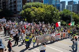 In Chicago, thousands protest against threat of ICE, National Guard deployment