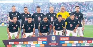 Riestra Lidera, ¡Pero Vélez Acecha! ¿Sueño de Libertadores en Peligro? - Imagen principal del artículo