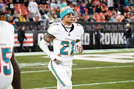 Jordan Poyer Returns to Buffalo Bills for Potential Final Season