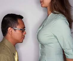 Image result for bú sữa người lớn