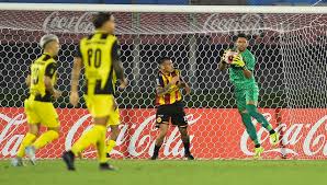 Peñarol vs. Progreso: Debut Carbonero en el Clausura sin Público - Imagen principal del artículo