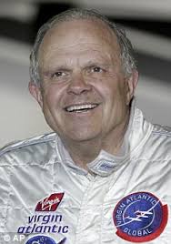 Steve Fossett - article-0-05A8DBB8000005DC-38_233x331