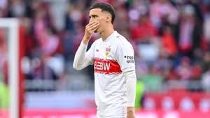 Kuvottava tilanne jalkapallo-ottelussa – yökintä alkoi, kun huomattiin, mitä kentällä oli