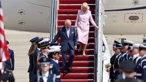 Kung Charles och drottning Camilla har landat i USA