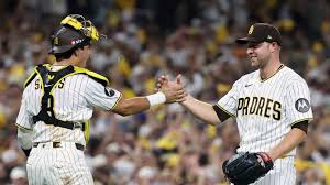 Padres avoid elimination vs. Brewers, force Game 4 of NLDS - ESPN