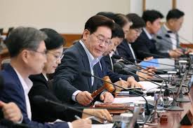 허지웅