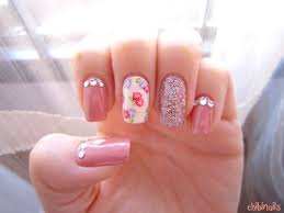 Resultado de imagem para unhas primavera 2015
