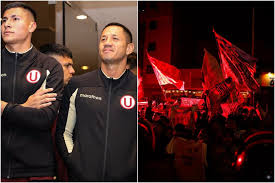 El espectacular banderazo de los hinchas de Universitario en Cusco antes de enfrentar a Cienciano [FOTOS]