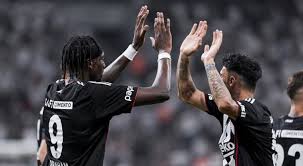 Besiktas FC Drama: Fans Fume After Shocking Score! What's Next? - Imagen principal del artículo