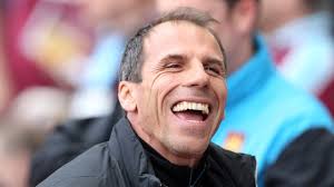 <b>Gianfranco Zola</b> hat vor dem Spiel zwischen Chelsea FC und SSC Napoli <b>...</b> - 1475431_w2