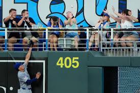 APTOPIX Cubs Royals Baseball