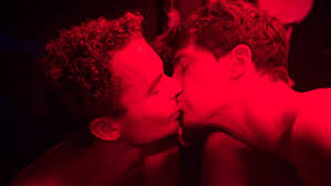 Résultat de recherche d'images pour "tumblr gay porn males bien sûr on avait fait l'amour avant notre nuit de noces"