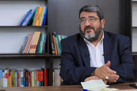 فواد ایزدی: اصرار نکنید که سکه‌های ظریف را پس بگیرید!