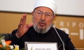 ID, GAZA -- Ulama terkemuka Syeikh Yusuf Qardhawi (87) tidak hanya memberikan khutbah Jumat di Masjid al-Umari dalam kunjungannya ke Jalur Gaza. - syekh-yusuf-al-qardhawi-_120428222709-327