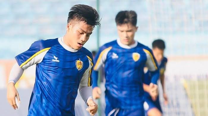 CLB Quảng Nam hội quân giữa tin đồn bị ‘khai tử’