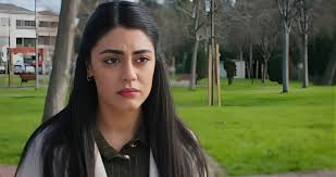 A tu nagle w "Pannie młodej"! Derya odkrywa prawdę