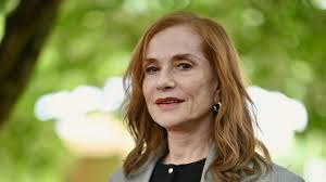 L’actrice Isabelle Huppert, lauréate du Swann d’honneur 2026 du 40e Festival du film de Cabourg