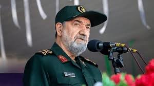 Farsnews | سرلشکر رضایی: حرف و مذاکره بس است؛ عمل کنید