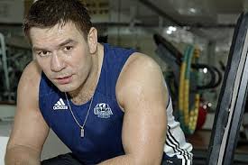 Der Grund: Ex-Weltmeister Ruslan Chagaev hatte am 22.