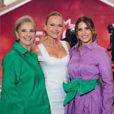 Aline Barros canta no Especial de Dia das Mães do 'Em Família com Eliana'