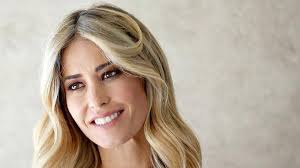 Elena Santarelli e la malattia del figlio Giacomo: «Il tumore potrebbe tornare, lui sa tutto»