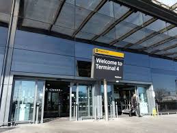 Heathrow Airport live updates as 'armed police' block traffic and Elizabeth line suspended