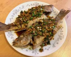 Image of Bluegill fish, Black Crappie fish, and panfried whole fish