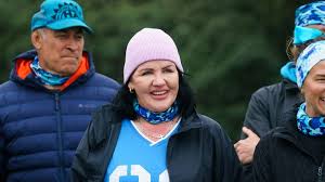 Classic Polly Gillespie - injury mishap ends her Celebrity Treasure Island dream