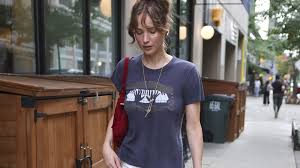 Don't Like Flip-Flops? Jennifer Lawrence and Meghan Markle Agree on This Elegant Alt