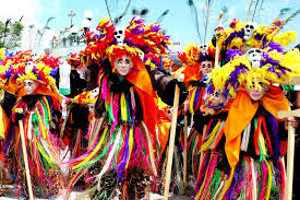 Resultat d'imatges de imatges de comparses de carnaval