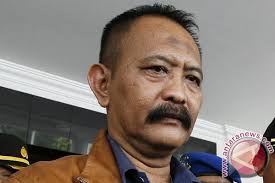 62 napi lapas Tanjung Gusta Medan berhasil ditangkap kembali. Kapolda Sumut Irjen Pol Syarief Gunawan (ANTARA FOTO/Septianda Perdana) - 20130614Sambut-Kapolda-Baru-SP-130613-3-Kapolda