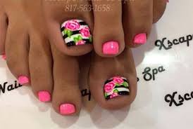 Resultado de imagen para rosas en las uñas