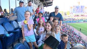 Banana Ball brings fans, entertainment back to Connecticut for Hartford series