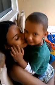 In an emotional new video, Linda Perez is seen showering her son with affection - article-2556512-1B5FF4F500000578-191_634x970