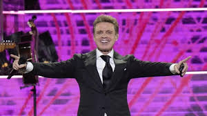 Después de varios días de preocupación, revelan cómo evoluciona la salud de Luis Miguel