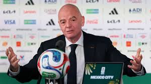 Infantino pode perder presidência da Fifa após polêmica com plano para Copa do Mundo? Entenda bastidores