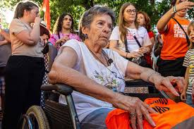 Protests Erupt in Spanish Capital over Forced Eviction of 87-Year-Old Woman - Democracy Now!