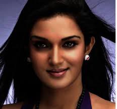 Honey Rose Varghese (a.k.a. Dhwani) is on a high. The actor who started her career in movies with Vinayan&#39;s Boy Friend has finally &#39;arrived&#39; in tinsel town ... - 23tvm_Honey_GB8_23_1277068e