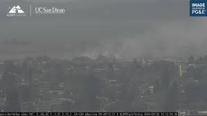 Vegetation fire near I-580 in Berkeley closes Frontage Road