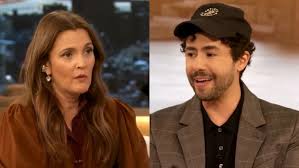 Ramy Youssef tries to give Drew Barrymore dating advice, and fans say he's the sweetest person to lay the reality on you