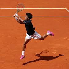 « C'est beaucoup plus stable et cadré, ce qu'il fait » : la justesse tactique d'Arthur Fils, une clé de sa progression