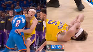 Lakers news: Austin Reaves suffers Game 1 injury scare in Shai Gilgeous-Alexander collision