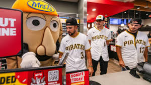 How Pirates players used a random Sheetz stop to thank their fans