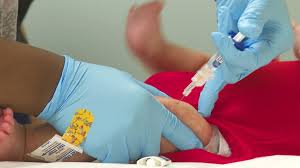 Florida's Vaccine Mandate Debate: Pediatricians vs. State Leaders
